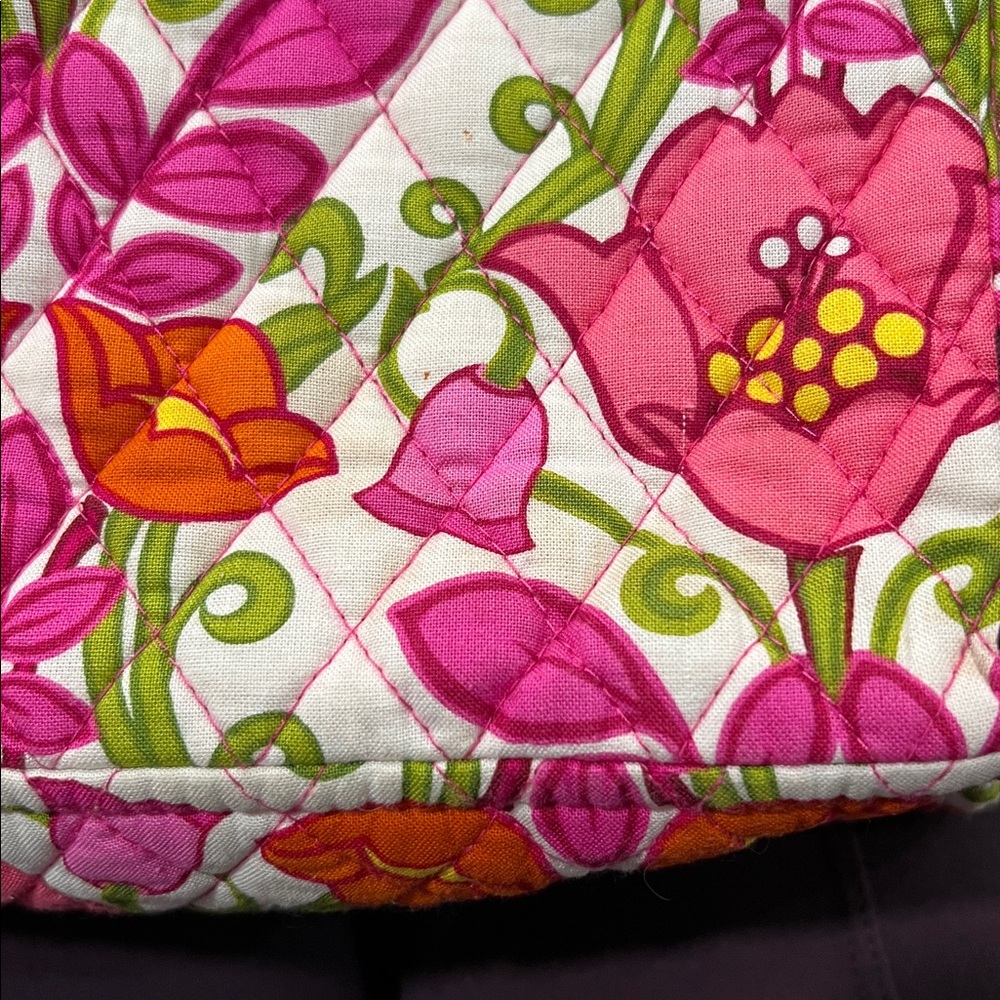 Vera Bradley insulted lunch tote. Great condition with a few light spots. - Picture 9 of 10
